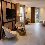 Splendid & Ξενοδοχείο
