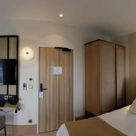Splendid Hôtel&spa Hotel