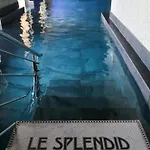 Splendid &