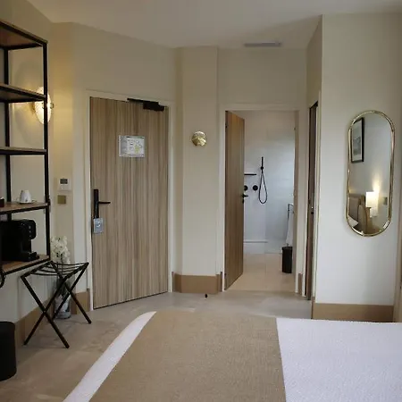 Splendid Hôtel&spa Hotel