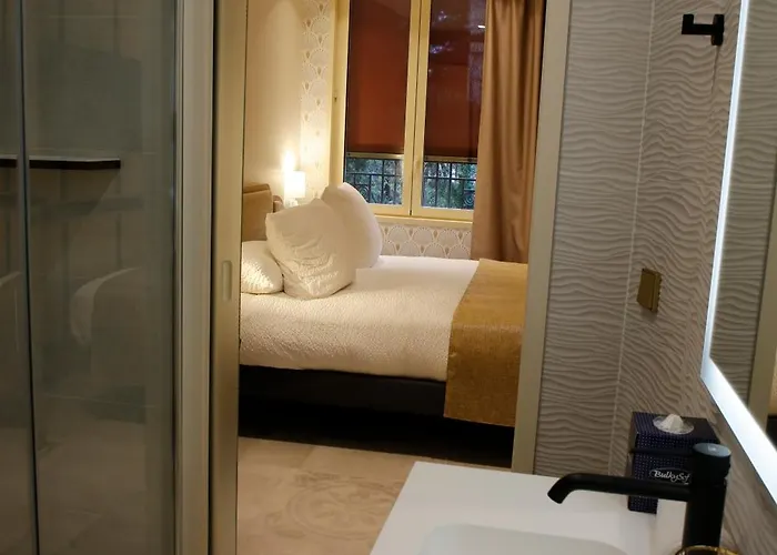 Splendid Hôtel&spa Hotel 4*