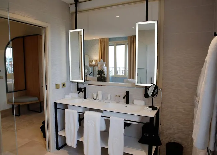 Splendid Hôtel&spa Hotel Bandol