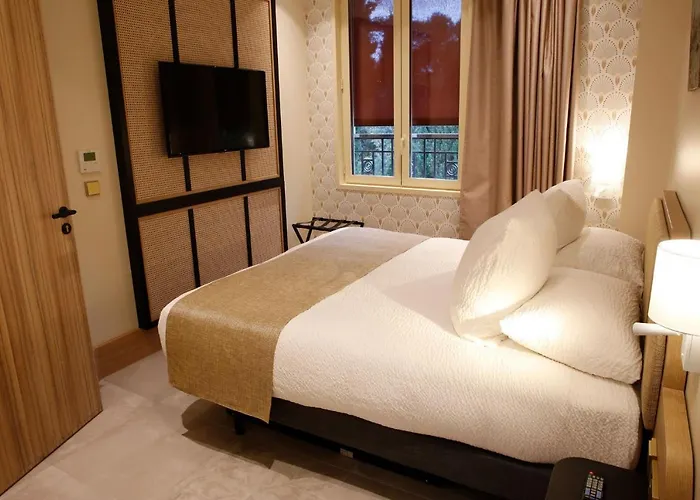 Splendid Hôtel&spa Hotel