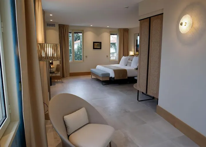 Splendid Hôtel&spa Hotel 4*