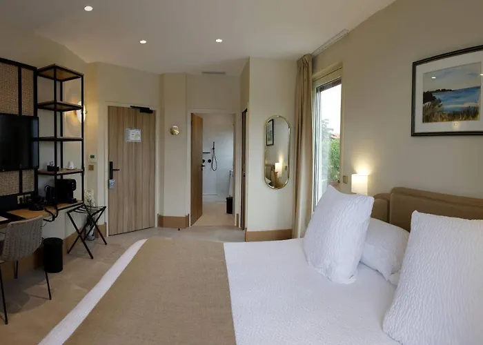 Splendid Hôtel&spa Hotel